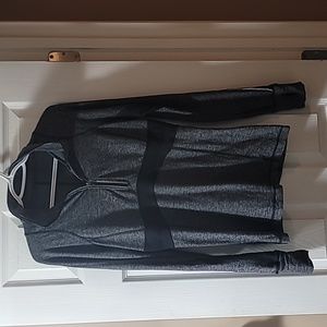 Grey black lululemon pull over